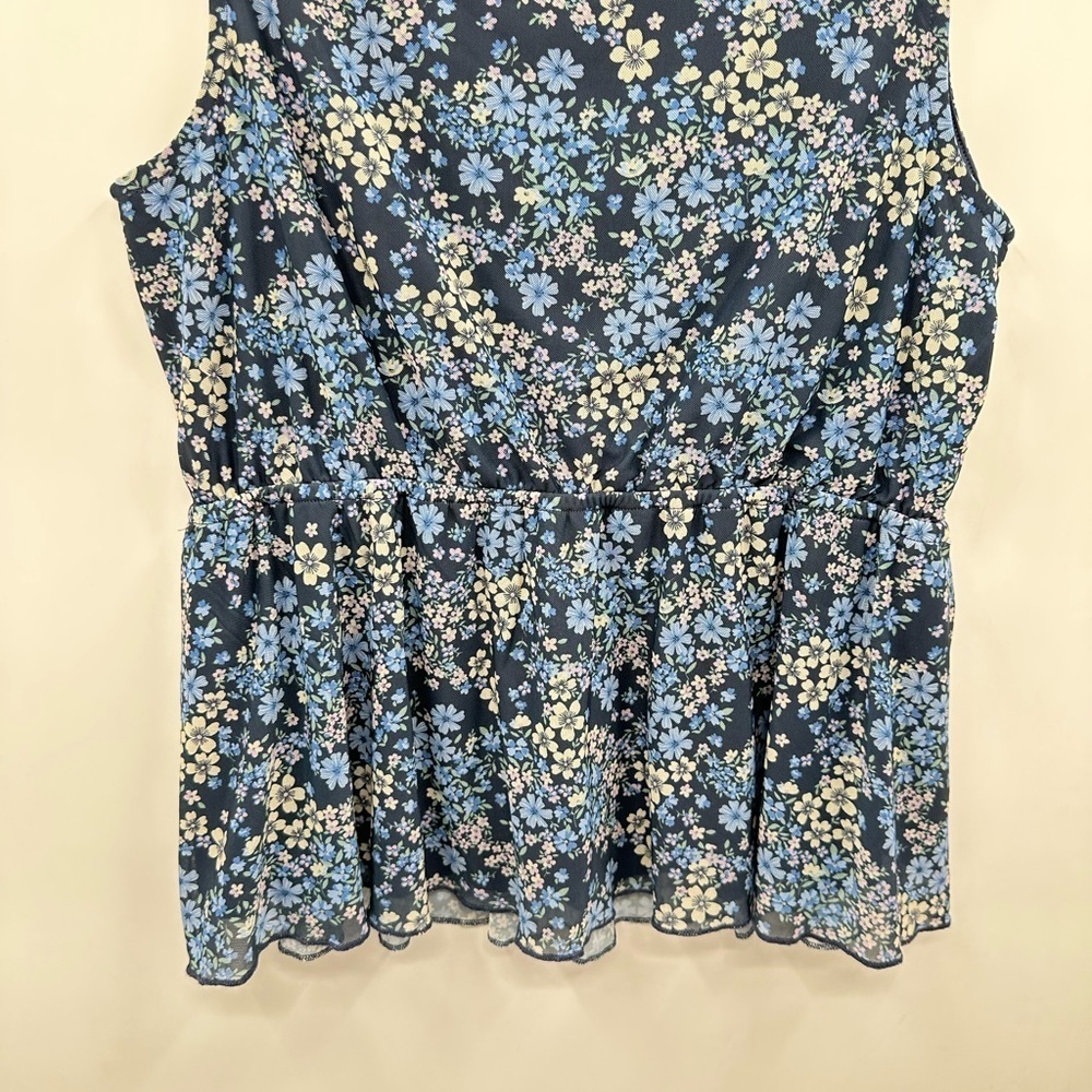 MORGAN TAYLOR blue floral ruffle neck woman cottagecore coastal grandma tank L - Picture 10 of 11